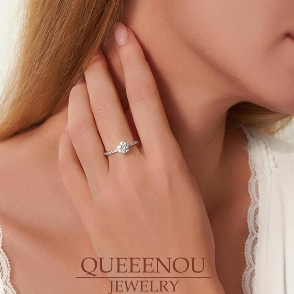 Moissanite 18kt white gold plated 925 sterling silver 1ct engagement ring size 8 - Picture 7 of 7